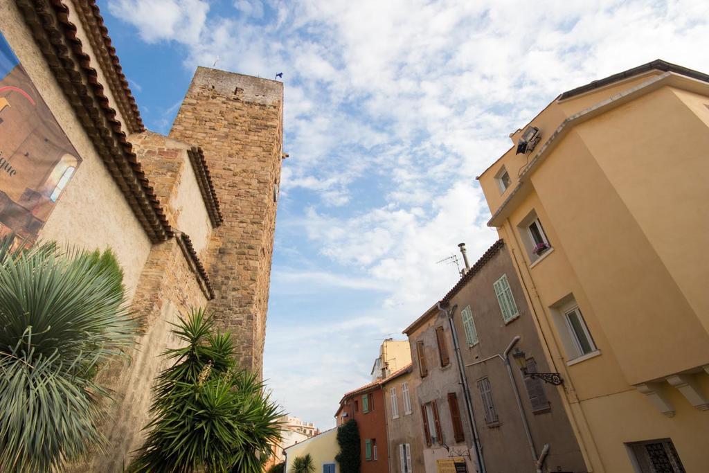 Lou Brigadou Apartamento Saint-Raphaël Exterior foto